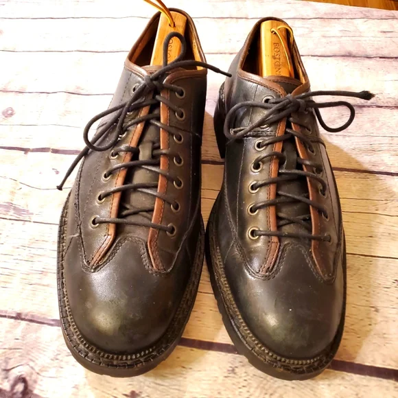 black dress shoes with brown trim Handmade Mens Two tone Dress shoes, Men Brown and black fringe shoes   Rebels Market